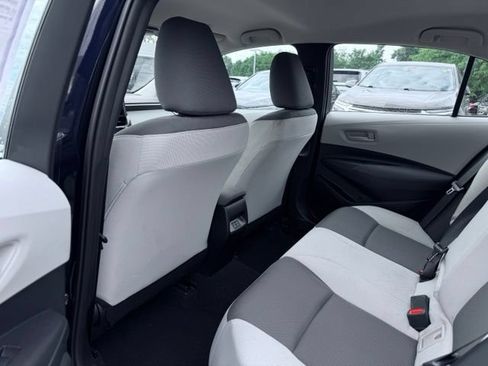 Used 2025 Toyota Corolla LE FWD image 19