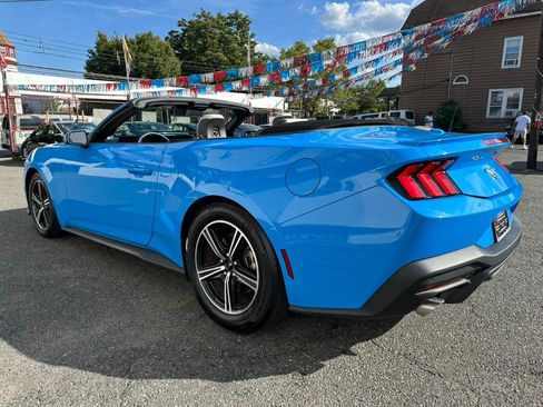 Used 2024 Ford Mustang Premium RWD image 9