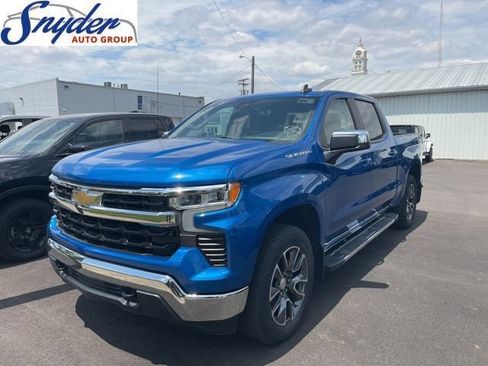 Used 2023 Chevrolet Silverado 1500 LT w/ Protection Package AWD/4WD image 1