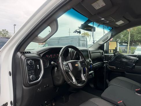 Used 2020 Chevrolet Silverado 2500 LT w/ Convenience Package AWD/4WD image 15