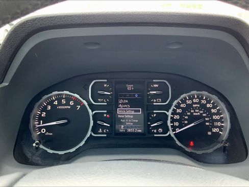 Used 2020 Toyota Tundra SR5 w/ SR5 Leather Package image 25