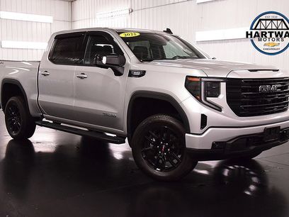 Used 2022 GMC Sierra 1500 Elevation w/ Elevation Premium Package