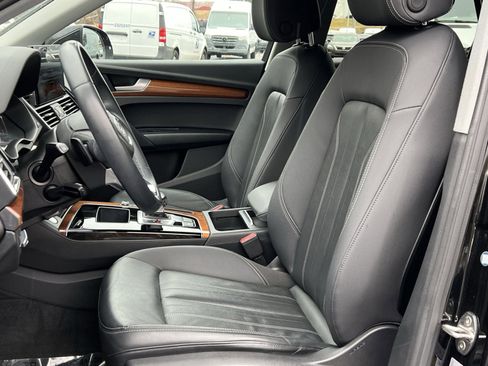 Used 2022 Audi Q5 2.0T Premium image 11