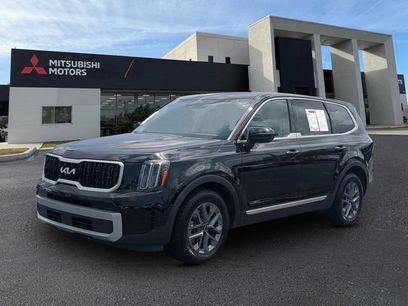 Used 2024 Kia Telluride LX
