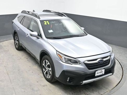 Used 2021 Subaru Outback Limited image 20