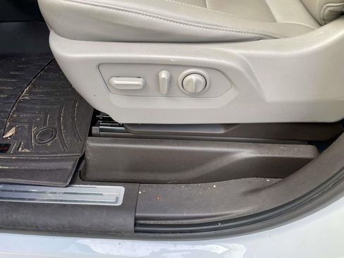 Used 2021 GMC Sierra 1500 SLT w/ SLT Premium Plus Package image 29