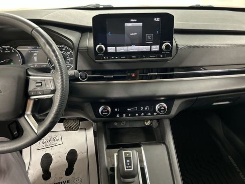 Used 2022 Mitsubishi Outlander ES AWD/4WD image 18