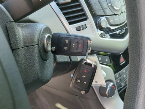 Used 2011 Chevrolet Cruze LS w/ Connectivity Package FWD image 26