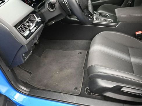 Used 2023 Honda Civic Sport image 18