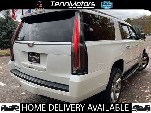 Used 2020 Cadillac Escalade ESV Premium Luxury image 4