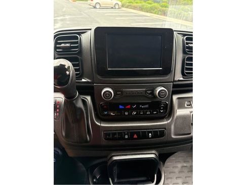 Used 2024 RAM ProMaster 2500 FWD image 14