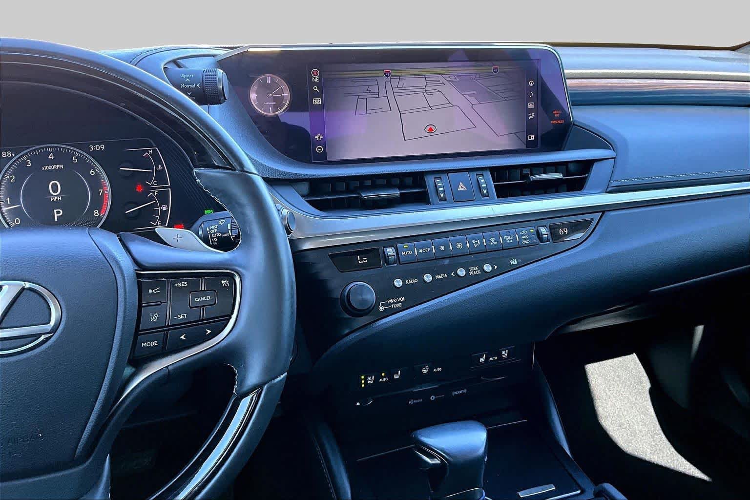 Used 2020 Lexus ES 350 w/ Premium Package FWD image 7