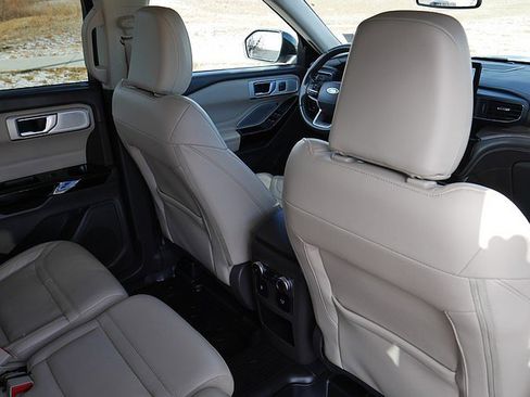 Used 2021 Ford Explorer Platinum w/ Equipment Group 601A image 61