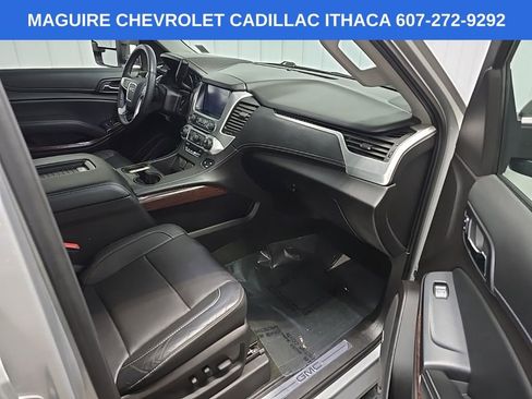 Used 2016 GMC Yukon XL SLT image 15