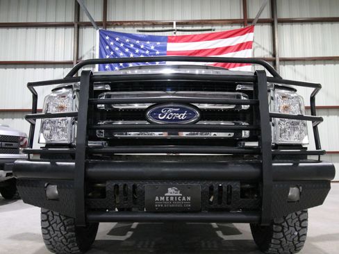 Used 2011 Ford F350 XLT w/ XLT Premium Pkg AWD/4WD image 2