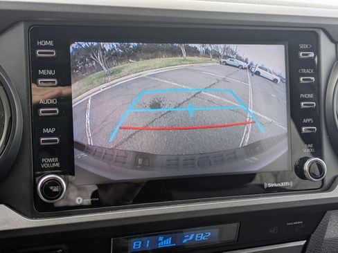 Used 2021 Toyota Tacoma TRD Off-Road image 13