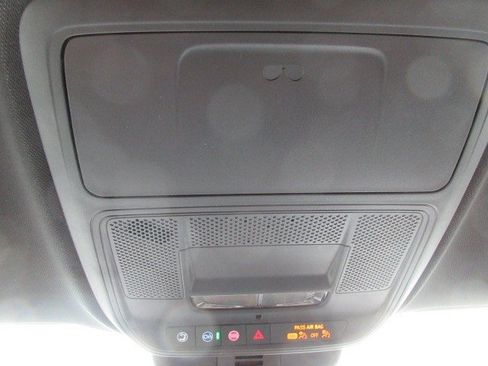 New 2026 GMC Acadia Elevation w/ Elevation Premium Package FWD image 17