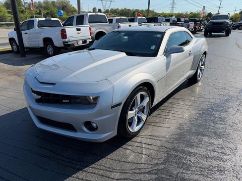 Used 2010 Chevrolet Camaro SS image 8