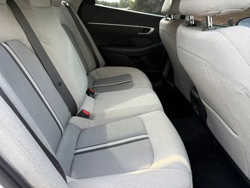 Used 2021 Hyundai Sonata SE FWD image 12