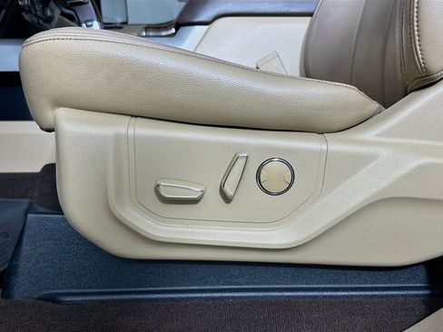 Used 2018 Ford F150 Lariat w/ Equipment Group 502A Luxury AWD/4WD image 23