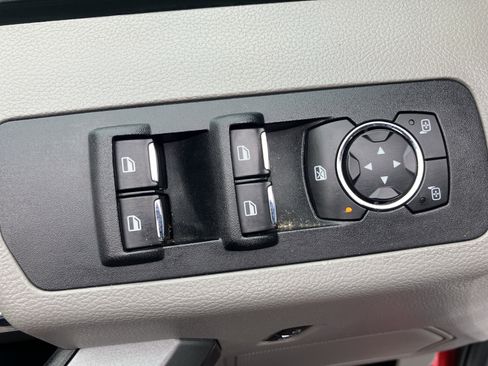 Used 2016 Ford F150 XLT w/ Trailer Tow Package image 15