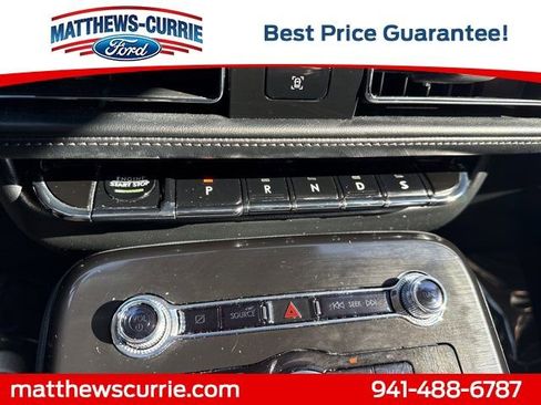 Used 2022 Lincoln Nautilus FWD image 19