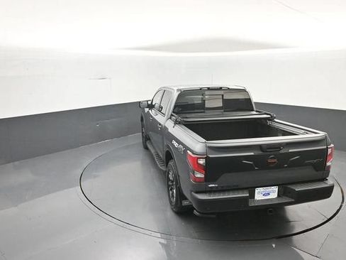 Used 2021 Nissan Titan PRO-4X w/ Pro-4x Convenience Package AWD/4WD image 32