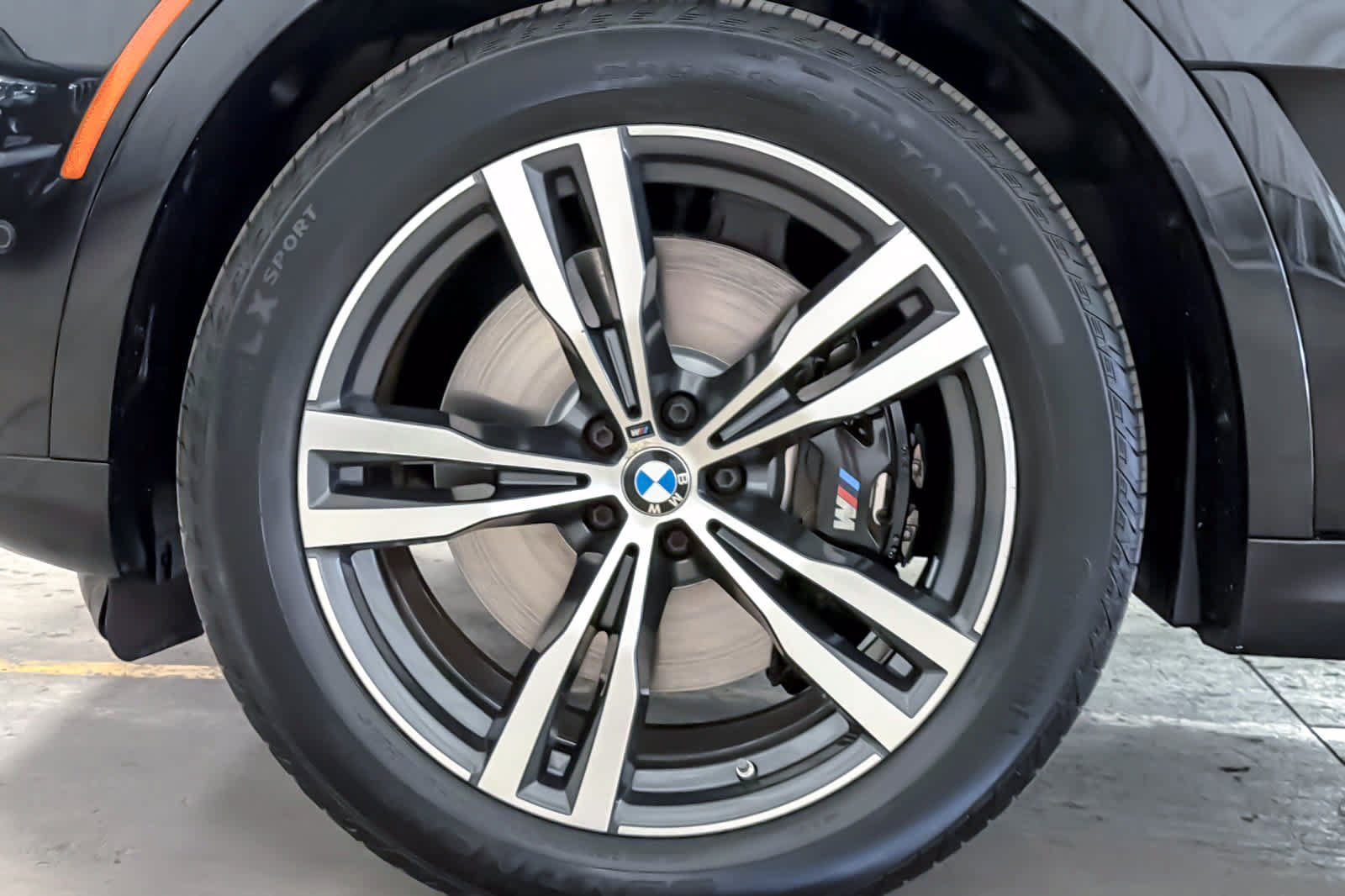 Used 2024 BMW X7 M60i w/ Executive Package AWD/4WD image 27