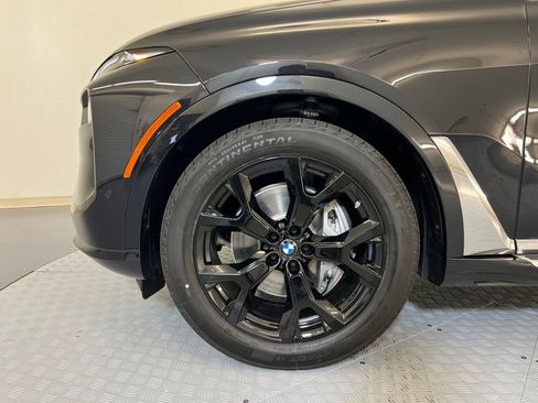 Used 2026 BMW X7 xDrive40i image 11
