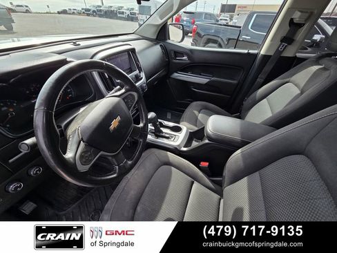 Used 2019 Chevrolet Colorado LT AWD/4WD image 9