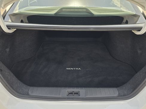 Used 2020 Nissan Sentra SV FWD image 26