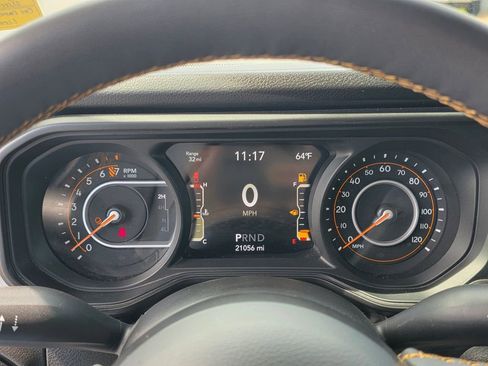 Used 2024 Jeep Gladiator Sport AWD/4WD image 19