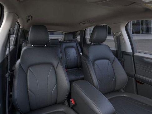 New 2025 Ford Escape Plug-in Hybrid w/ PHEV Premium Package image 32