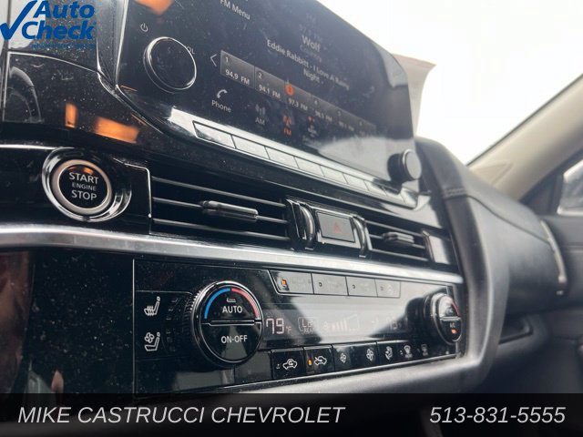 Used 2022 Nissan Pathfinder Platinum w/ Cargo Package AWD/4WD image 8