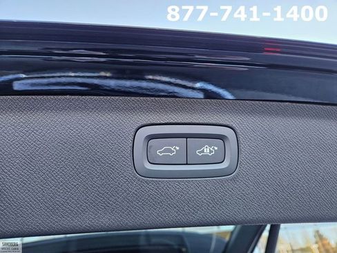 Used 2026 Volvo XC90 B6 Core w/ Protection Package Premier image 12