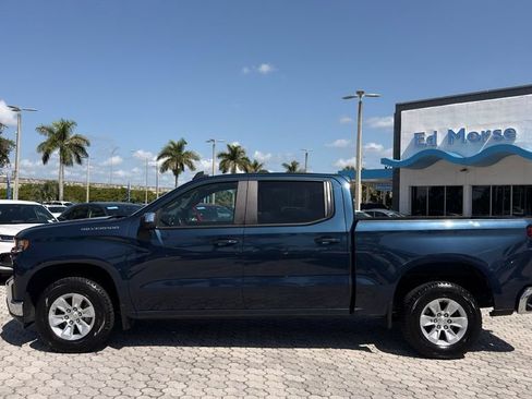 Used 2022 Chevrolet Silverado 1500 LT RWD image 3