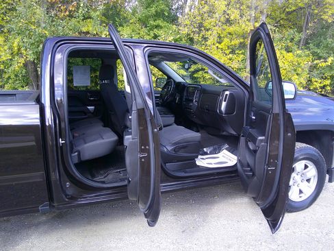 Used 2018 Chevrolet Silverado 1500 LT image 9