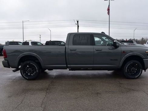 New 2026 RAM 2500 Limited AWD/4WD image 4