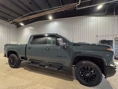 Used 2025 Chevrolet Silverado 2500 LTZ w/ Trail Boss Package AWD/4WD image 7