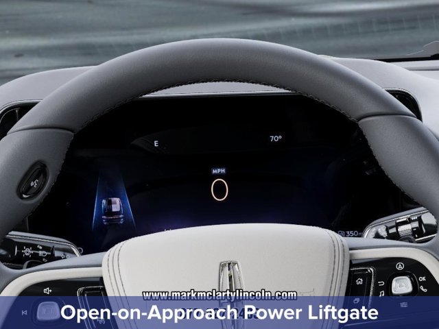 New 2027 Lincoln Aviator AWD image 15
