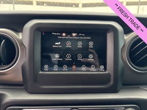 Used 2023 Jeep Gladiator Sport image 12