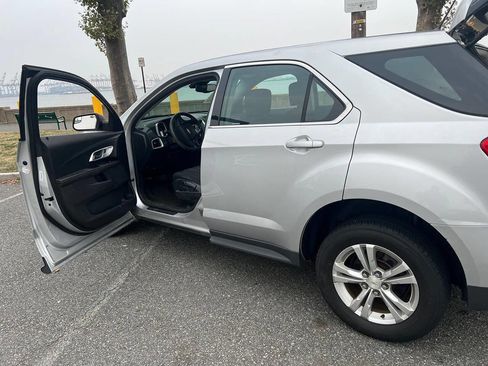 Used 2013 Chevrolet Equinox LS FWD image 12