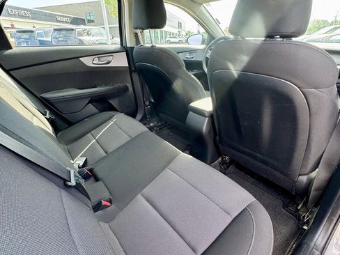 Used 2023 Kia Forte LXS FWD image 13