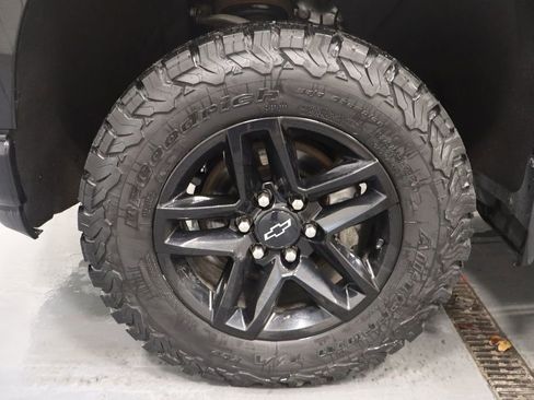 Used 2021 Chevrolet Silverado 1500 LT Trail Boss image 22