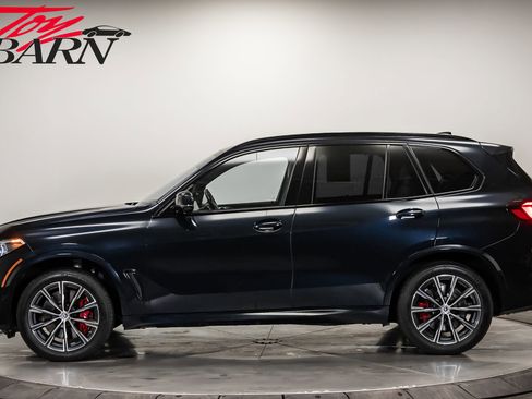Used 2023 BMW X5 M50i w/ Executive Package image 2
