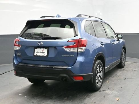Used 2019 Subaru Forester Premium image 6