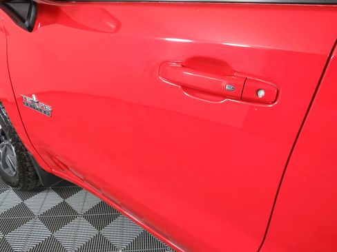 Used 2022 Chevrolet Silverado 1500 LT w/ Texas Edition Plus image 28