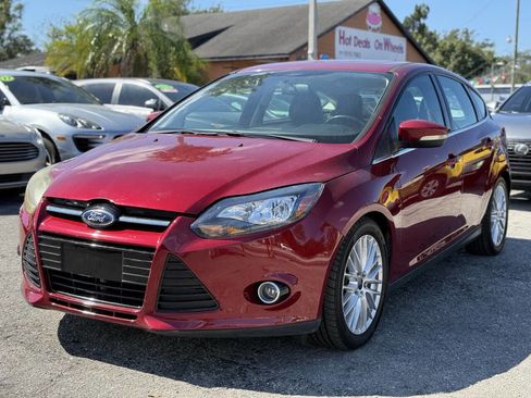 Used 2014 Ford Focus Titanium image 3