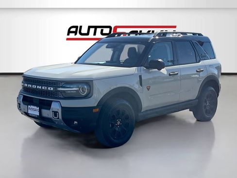 Used 2025 Ford Bronco Sport Badlands AWD/4WD image 3