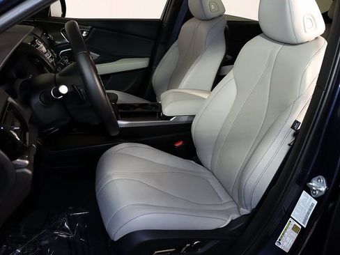 Certified 2025 Acura RDX Base image 4